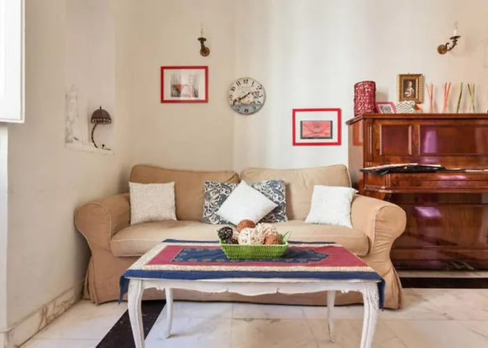 Maison De Didi Bed & Breakfast *