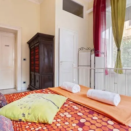 לינה וארוחת בוקר Maison De Didi רומא